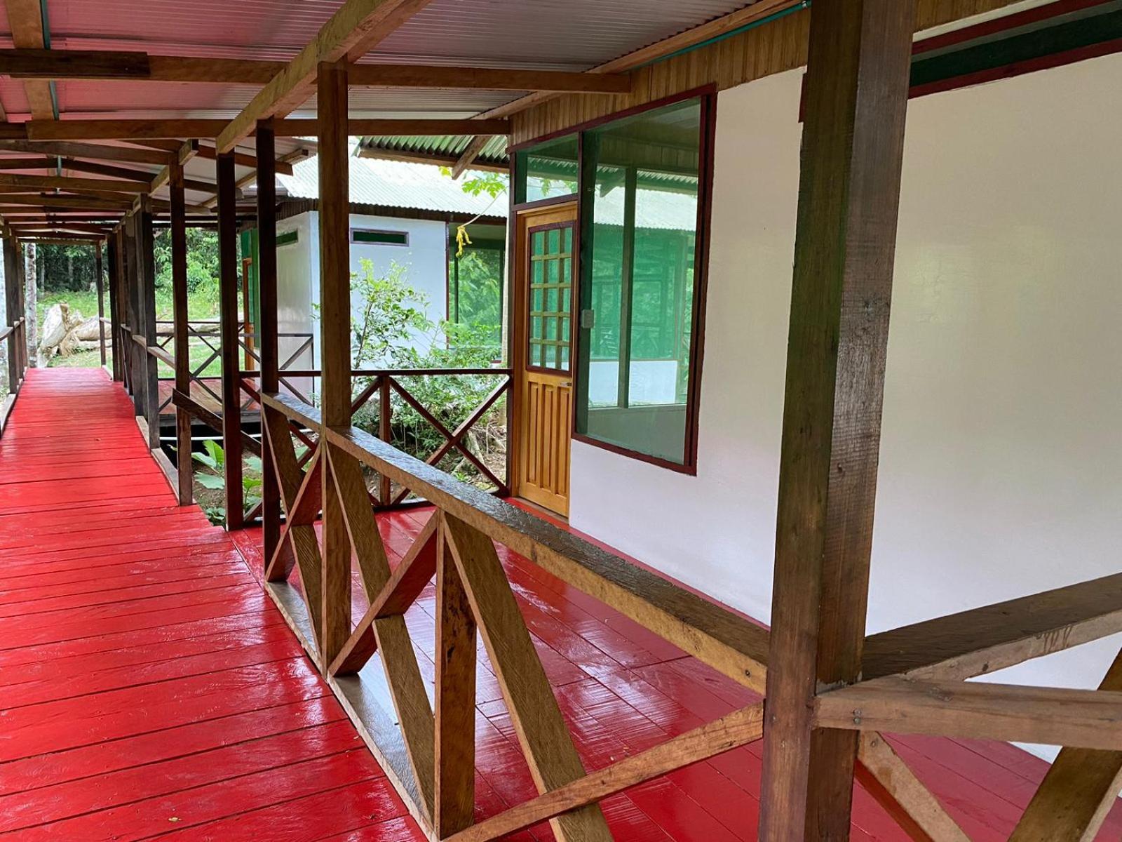 Amazon Acai Lodge Летисия Экстерьер фото