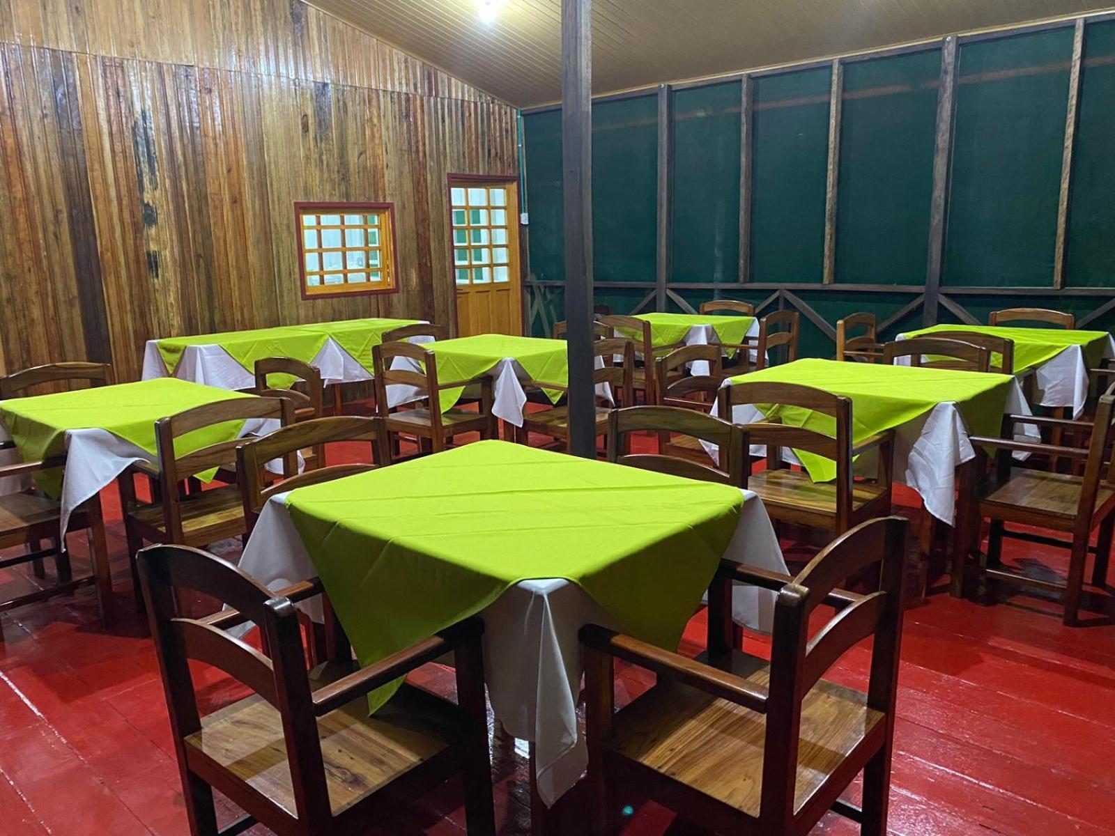 Amazon Acai Lodge Летисия Экстерьер фото