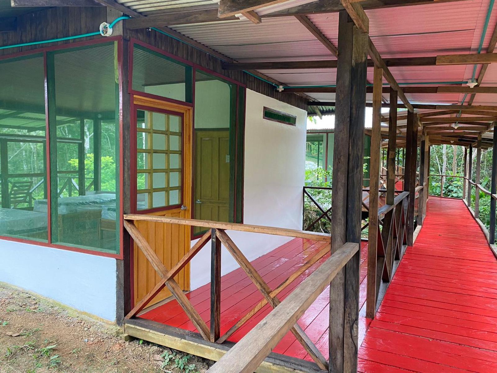 Amazon Acai Lodge Летисия Экстерьер фото